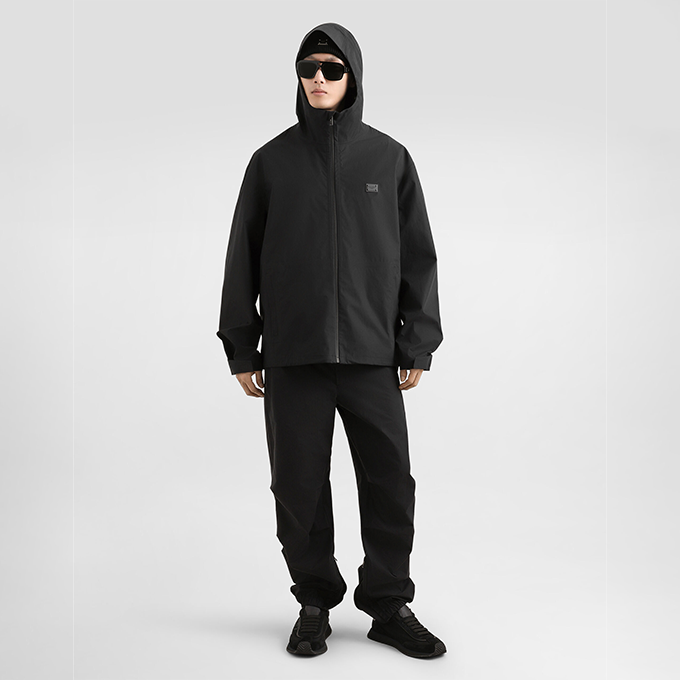 dolce & gabbana waterproof taped seam hooded hardshell jacket